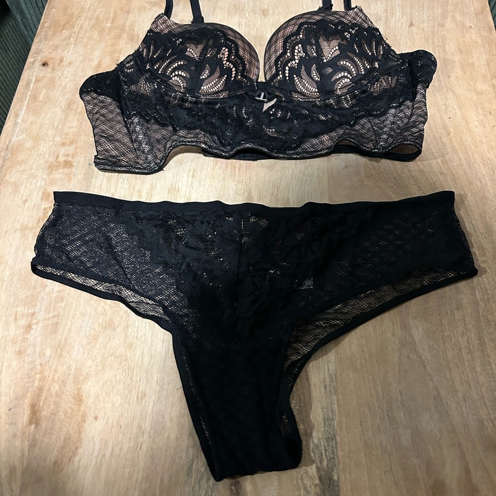 NWT Adore Me | Black Lace Bra and Panty Set - Picture 2 of 5